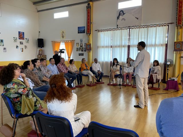 La corporación municipal de Abanilla se interesa por la Fundación Mahasandhi