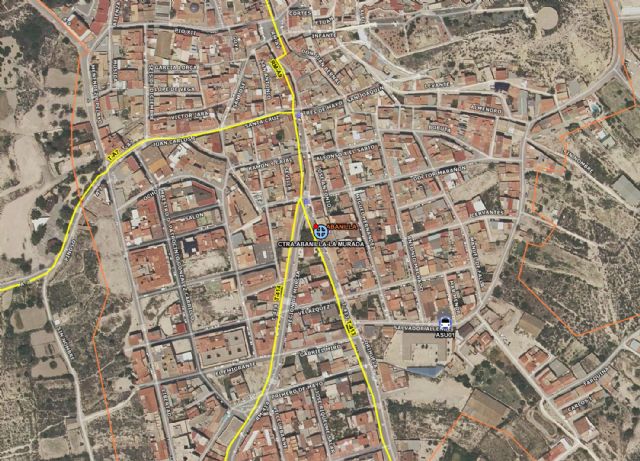 Servicios de emergencia atienden a dos heridos en accidente de tráfico en Abanilla