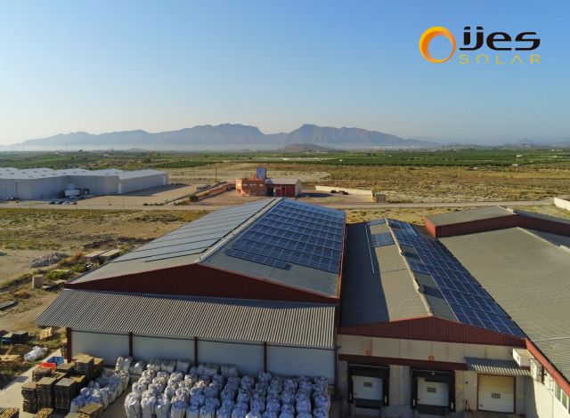 Ijes solar nutre de energía 100% renovable al pimentón ecológico