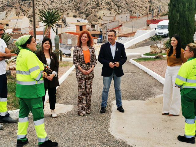 Participantes en un programa del SEF mejoran los espacios verdes de Abanilla alternando formación y empleo