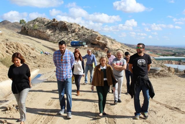 Medio Ambiente retira más de 500 toneladas de lixiviados del vertedero de Abanilla