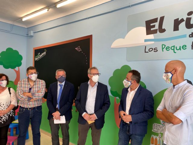 Ecovidrio y la Consejería de Medio Ambiente entregan el premio de la campaña 'Los Peque Recicladores de la Región de Murcia'