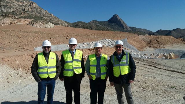 Medio Ambiente comienza la fase final de las obras para la clausura definitiva y regeneración del vertedero de Proambiente en Abanilla